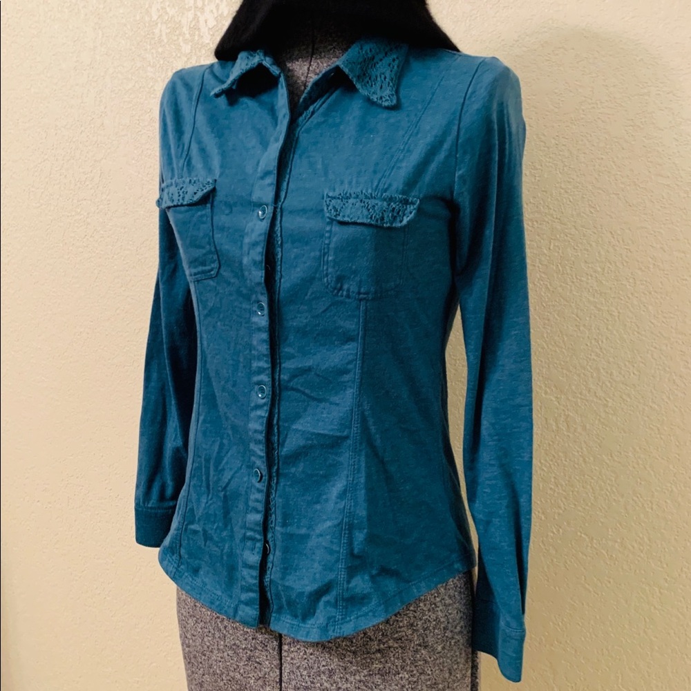 Button Up Top
